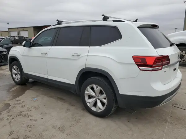 1V2CR2CA3JC544350 2018 VOLKSWAGEN ATLAS - Image 2