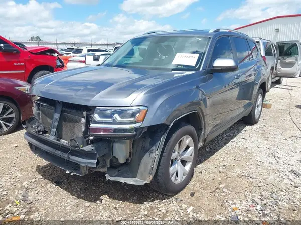 1V2CR2CA3JC547622 2018 VOLKSWAGEN ATLAS - Image 2