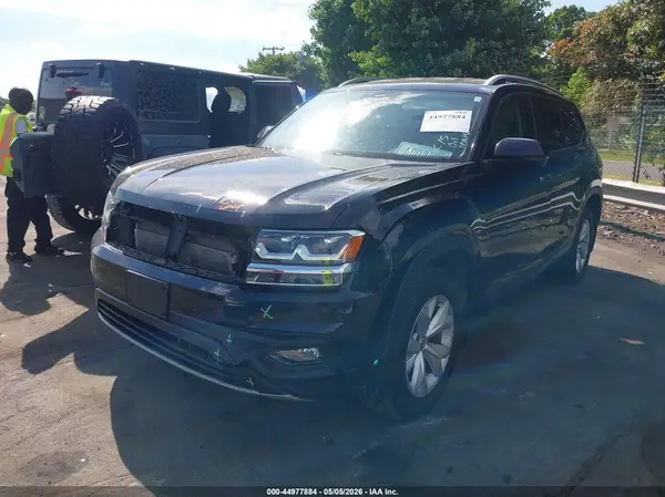 1V2CR2CA3JC553484 2018 VOLKSWAGEN ATLAS - Image 2