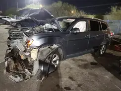1V2CR2CA3JC565196 2018 VOLKSWAGEN ATLAS