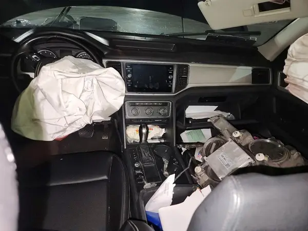 1V2CR2CA3JC565196 2018 VOLKSWAGEN ATLAS - Image 8