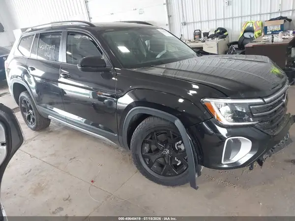 1V2CR2CA3SC500706 2025 VOLKSWAGEN ATLAS - Image 1