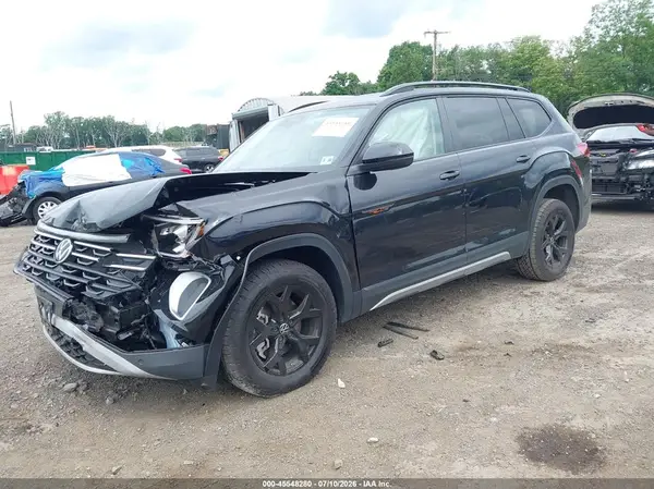 1V2CR2CA3SC573607 2025 VOLKSWAGEN ATLAS - Image 2