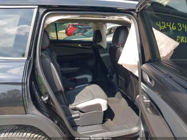 1V2CR2CA4RC579670 2024 VOLKSWAGEN ATLAS - Image 8
