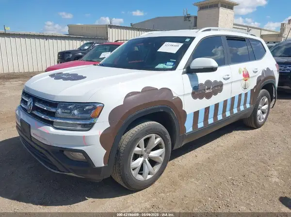 1V2CR2CA5JC520616 2018 VOLKSWAGEN ATLAS - Image 2