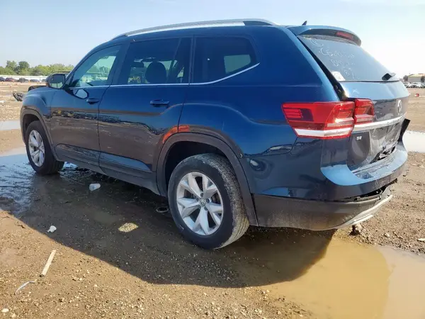 1V2CR2CA5JC563014 2018 VOLKSWAGEN ATLAS - Image 2