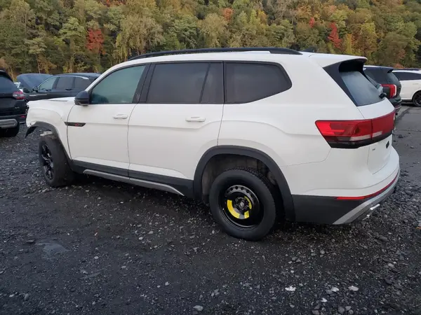 1V2CR2CA5SC516888 2025 VOLKSWAGEN ATLAS - Image 2