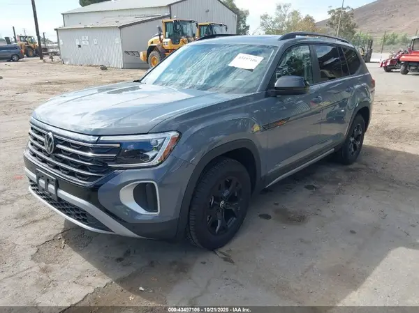 1V2CR2CA5SC571261 2025 VOLKSWAGEN ATLAS - Image 2