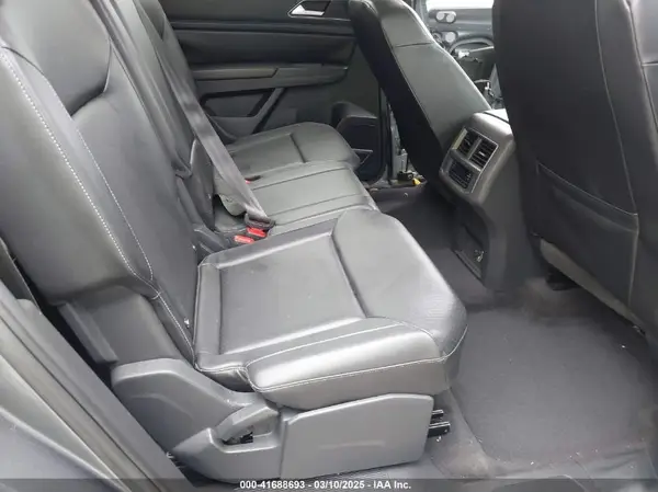 1V2CR2CA6JC526439 2018 VOLKSWAGEN ATLAS - Image 8