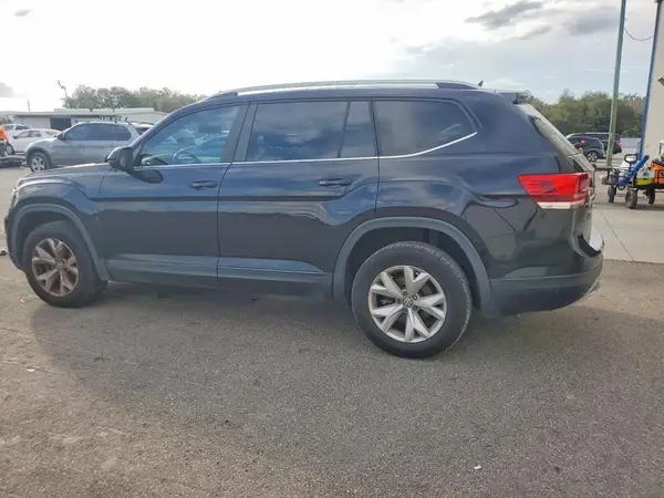 1V2CR2CA6JC540423 2018 VOLKSWAGEN ATLAS - Image 2