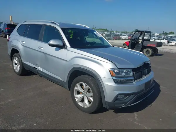 1V2CR2CA6JC562955 2018 VOLKSWAGEN ATLAS - Image 1