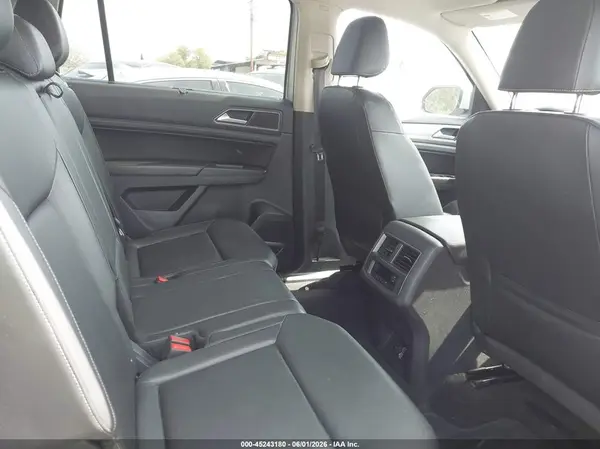 1V2CR2CA6JC565693 2018 VOLKSWAGEN ATLAS - Image 8