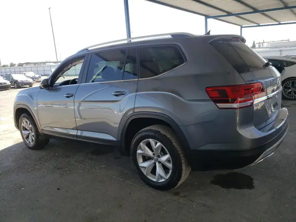 1V2CR2CA6JC567010 2018 VOLKSWAGEN ATLAS - Image 2