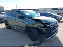 1V2CR2CA6RC584174 2024 VOLKSWAGEN ATLAS