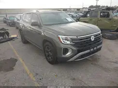 1V2CR2CA6SC555070 2025 VOLKSWAGEN ATLAS