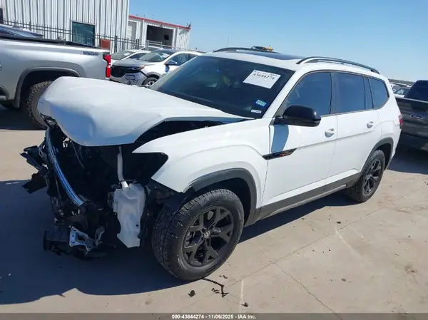 1V2CR2CA6SC566277 2025 VOLKSWAGEN ATLAS - Image 2