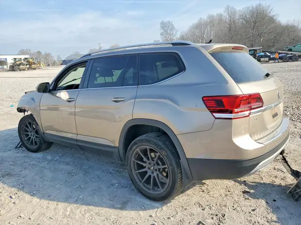 1V2CR2CA7JC506765 2018 VOLKSWAGEN ATLAS - Image 2