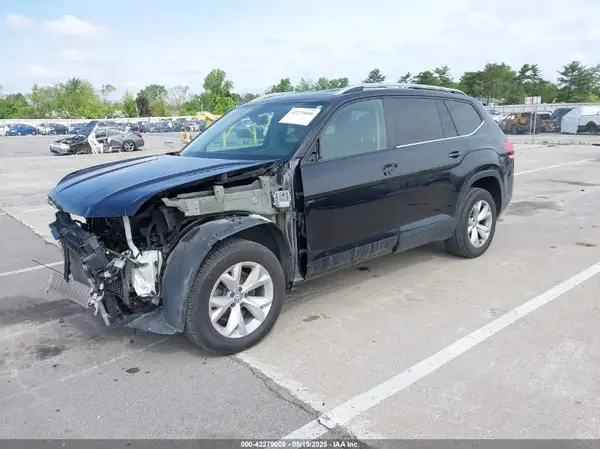 1V2CR2CA7JC535473 2018 VOLKSWAGEN ATLAS - Image 2