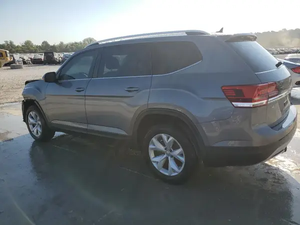 1V2CR2CA7JC562057 2018 VOLKSWAGEN ATLAS - Image 2