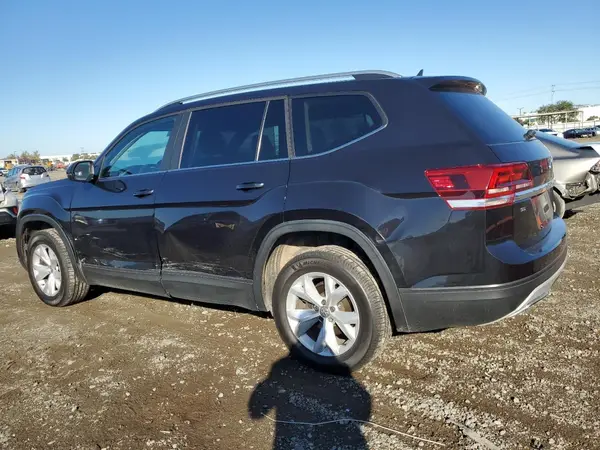 1V2CR2CA7JC563239 2018 VOLKSWAGEN ATLAS - Image 2