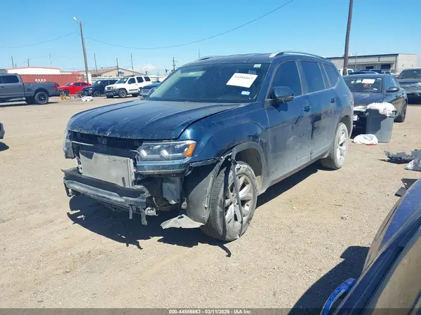 1V2CR2CA7JC590599 2018 VOLKSWAGEN ATLAS - Image 2