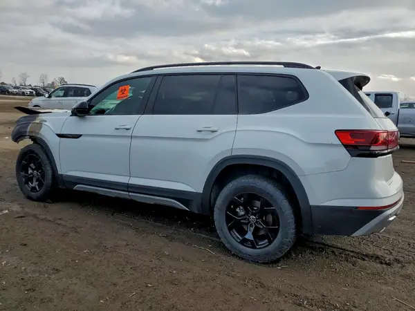 1V2CR2CA7RC589643 2024 VOLKSWAGEN ATLAS - Image 2