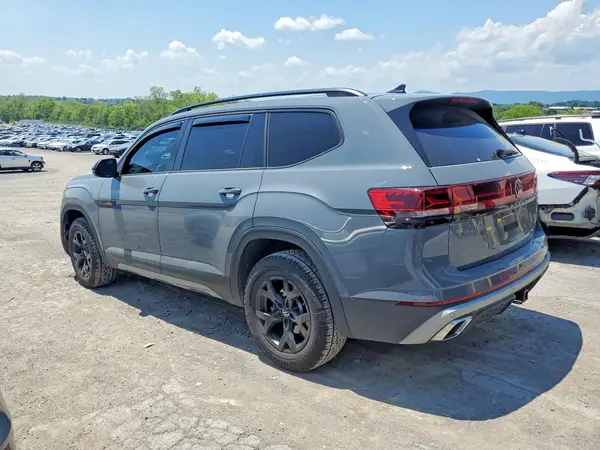 1V2CR2CA7SC507562 2025 VOLKSWAGEN ATLAS - Image 2