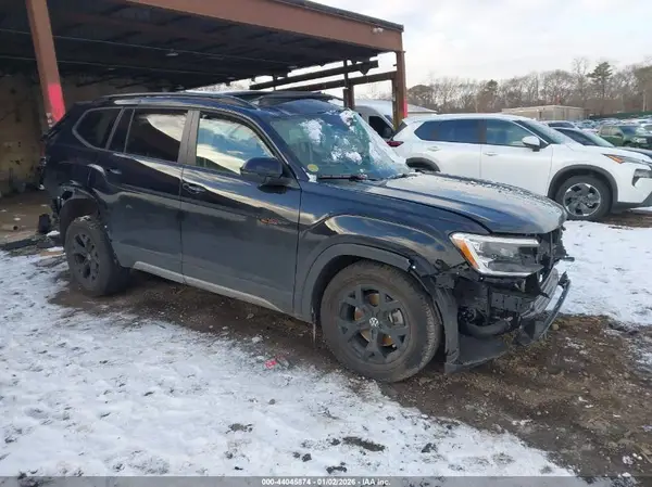 1V2CR2CA7SC545972 2025 VOLKSWAGEN ATLAS - Image 1