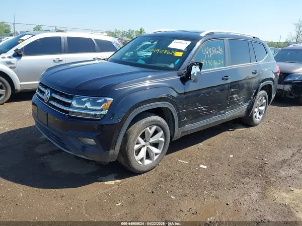 1V2CR2CA8JC509111 2018 VOLKSWAGEN ATLAS - Image 2