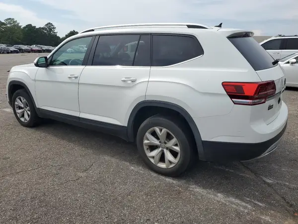 1V2CR2CA8JC511862 2018 VOLKSWAGEN ATLAS - Image 2