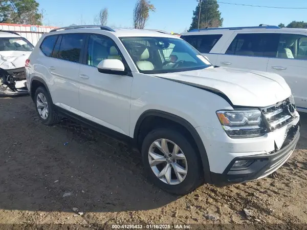 1V2CR2CA8JC545817 2018 VOLKSWAGEN ATLAS - Image 1