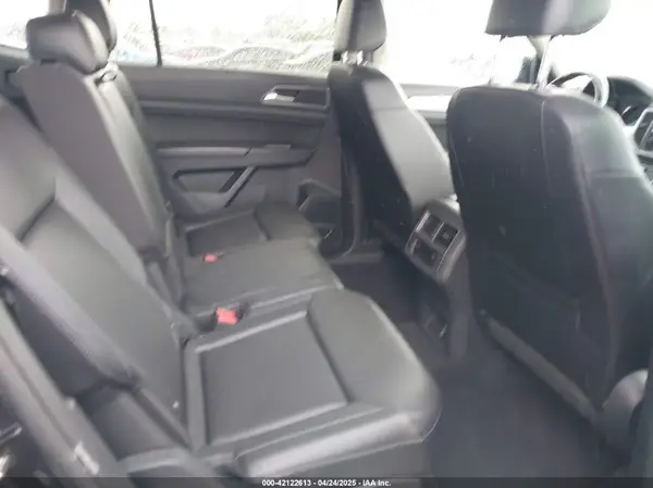 1V2CR2CA8JC566036 2018 VOLKSWAGEN ATLAS - Image 8