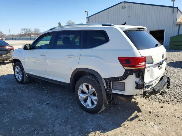 1V2CR2CA8JC571320 2018 VOLKSWAGEN ATLAS - Image 2
