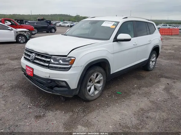 1V2CR2CA8JC579191 2018 VOLKSWAGEN ATLAS - Image 2