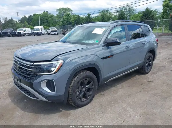 1V2CR2CA8RC561771 2024 VOLKSWAGEN ATLAS - Image 2