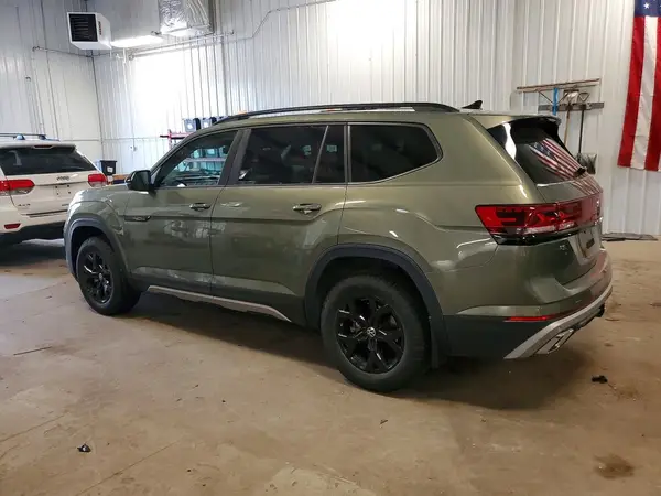 1V2CR2CA8SC502242 2025 VOLKSWAGEN ATLAS - Image 2