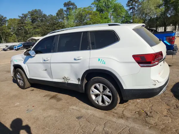 1V2CR2CA9JC520988 2018 VOLKSWAGEN ATLAS - Image 2