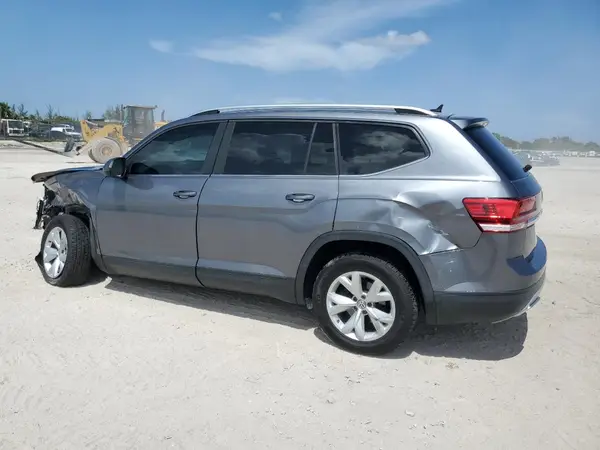 1V2CR2CA9JC525754 2018 VOLKSWAGEN ATLAS - Image 2