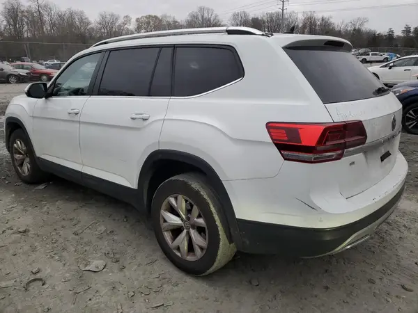 1V2CR2CA9JC539850 2018 VOLKSWAGEN ATLAS - Image 2