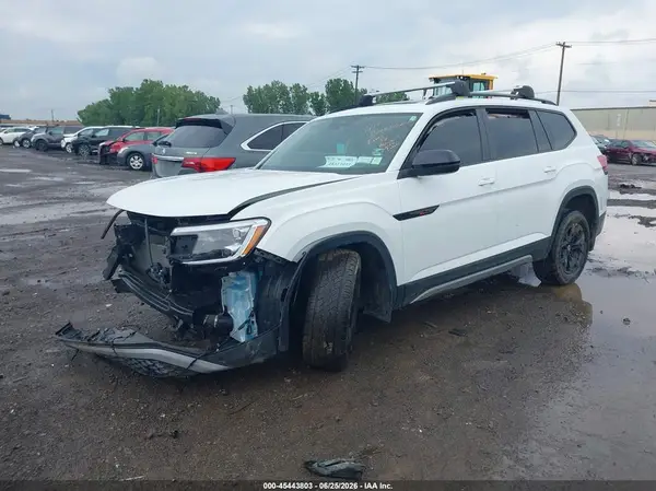 1V2CR2CA9SC522452 2025 VOLKSWAGEN ATLAS - Image 2