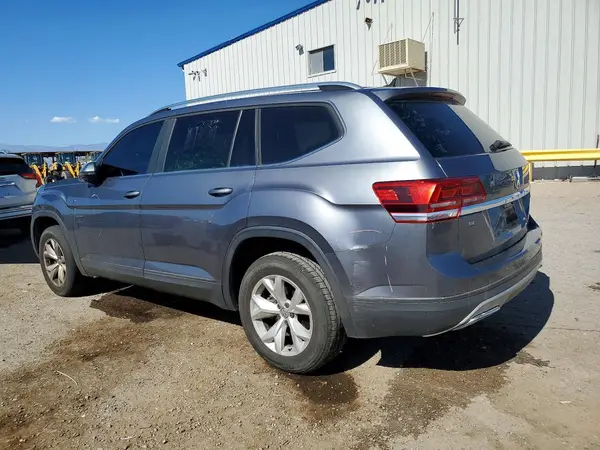 1V2CR2CAXJC521907 2018 VOLKSWAGEN ATLAS - Image 2