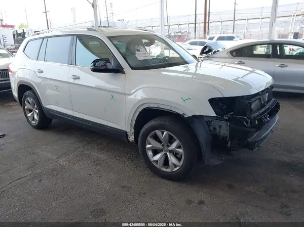 1V2CR2CAXJC594811 2018 VOLKSWAGEN ATLAS - Image 1