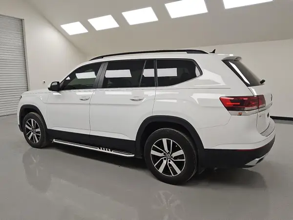 1V2DP2CA0MC526063 2021 VOLKSWAGEN ATLAS - Image 2