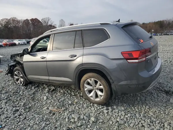 1V2DP2CA1JC600537 2018 VOLKSWAGEN ATLAS - Image 2