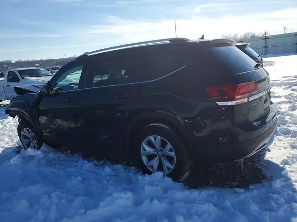 1V2DP2CA1JC600635 2018 VOLKSWAGEN ATLAS - Image 2