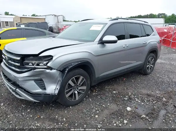 1V2DP2CA2NC531329 2022 VOLKSWAGEN ATLAS - Image 2