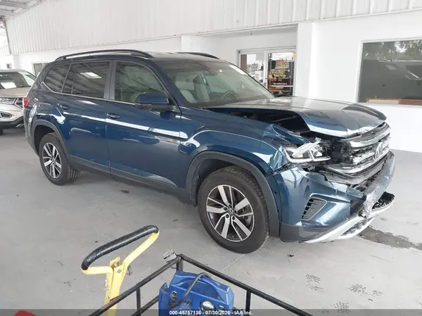 1V2DP2CA2NC565786 2022 VOLKSWAGEN ATLAS - Image 1