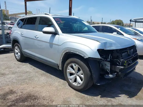 1V2DP2CA3JC599181 2018 VOLKSWAGEN ATLAS - Image 1