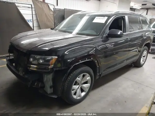1V2DP2CA3KC573570 2019 VOLKSWAGEN ATLAS - Image 2