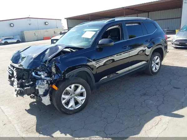 1V2DP2CA4KC606303 2019 VOLKSWAGEN ATLAS - Image 2